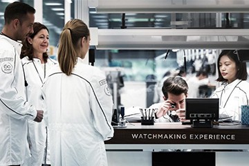 宁波百达翡丽表官方售后洗油